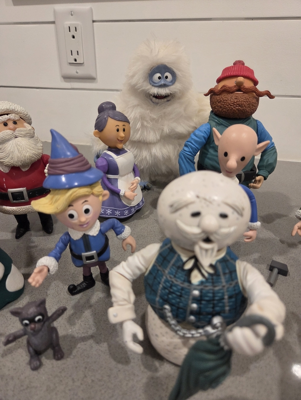 Rudolph & Friends Holiday Figure Set - Multicolor - Picture 3 of 5